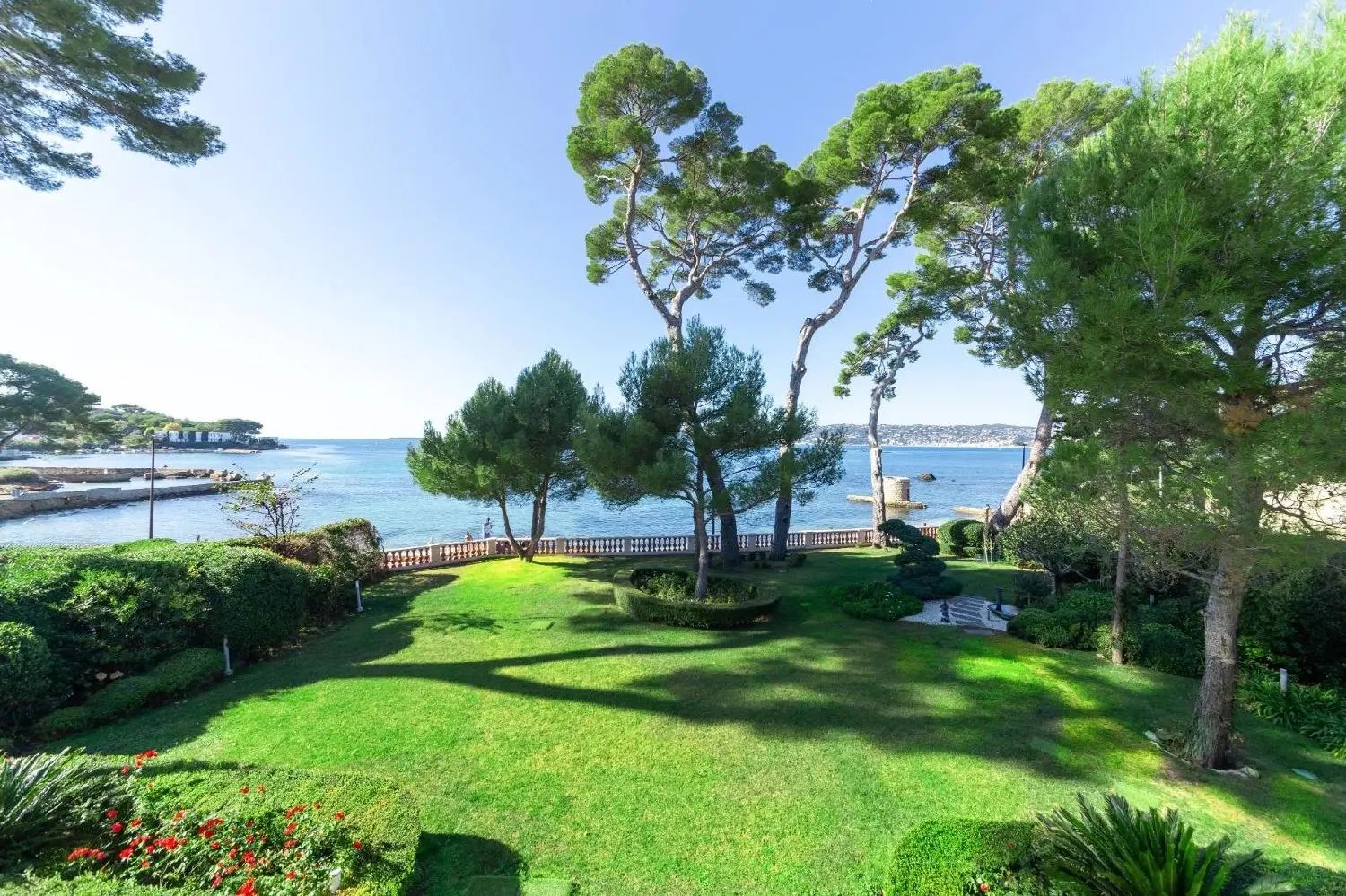 for sale villa Juan-les-Pins Alpes-Maritimes 3