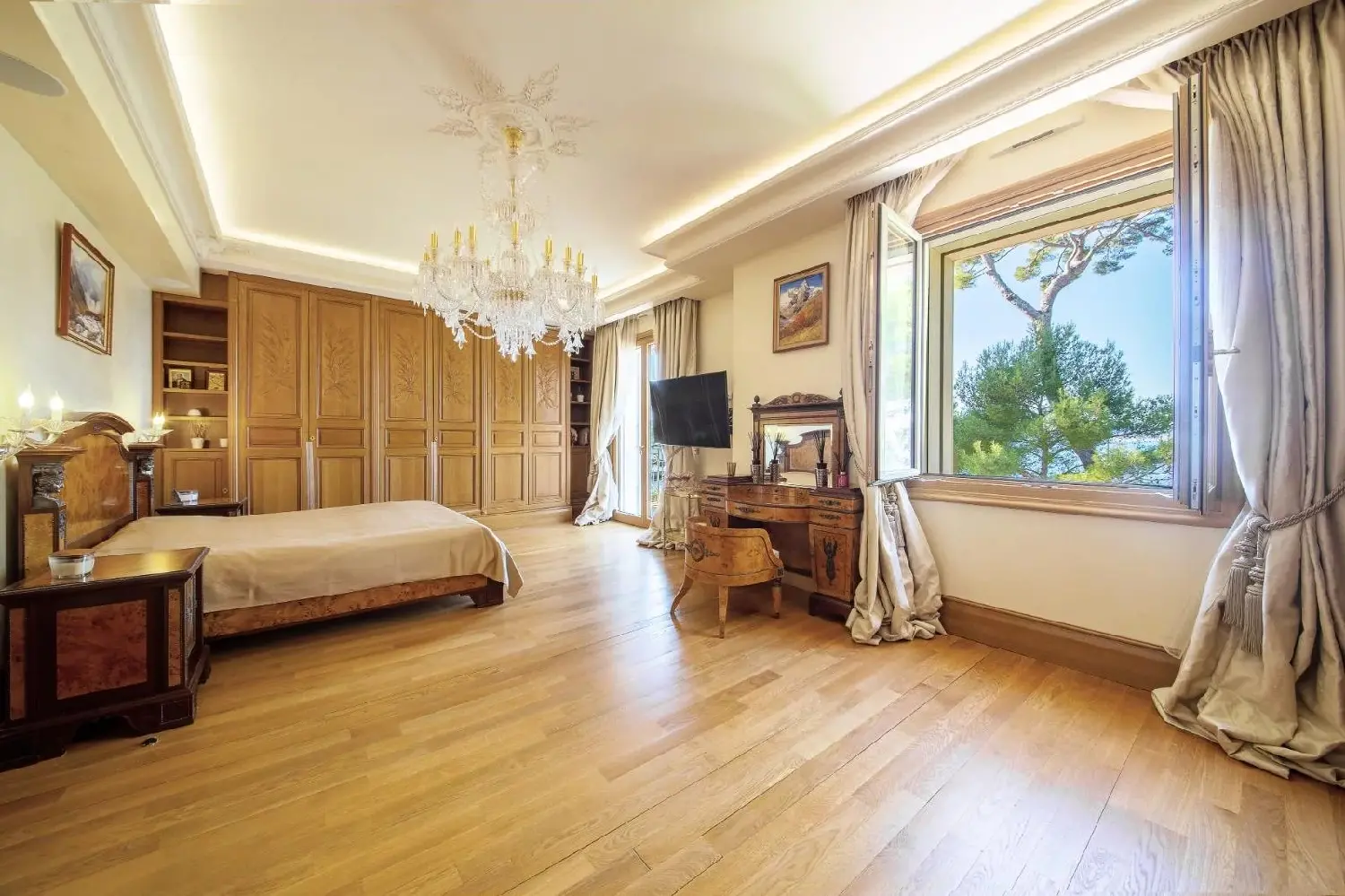  for sale villa Juan-les-Pins Alpes-Maritimes 6