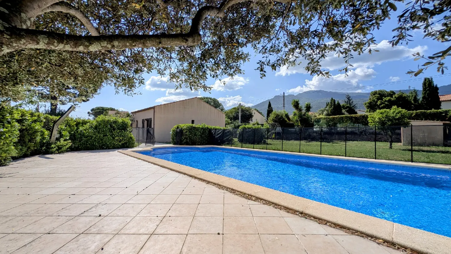  te koop villa Laroque-des-Albères Pyrénées-Orientales 1
