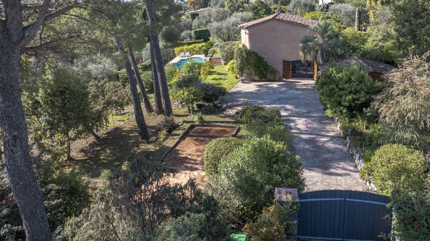  te koop villa Le Rouret Alpes-Maritimes 5