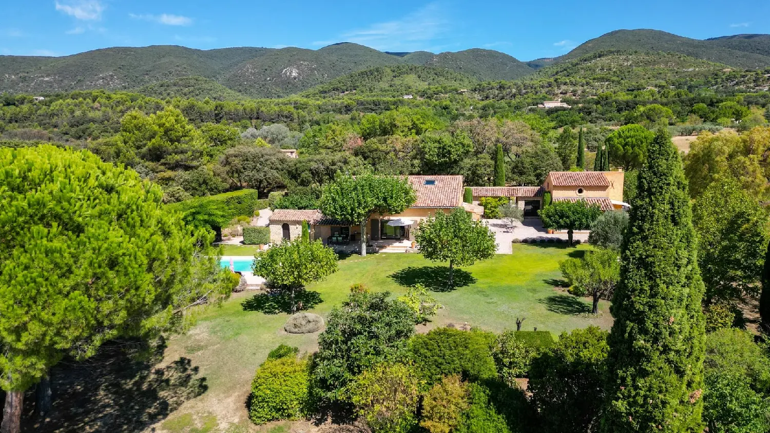  te koop villa Le Vibal Aveyron 1
