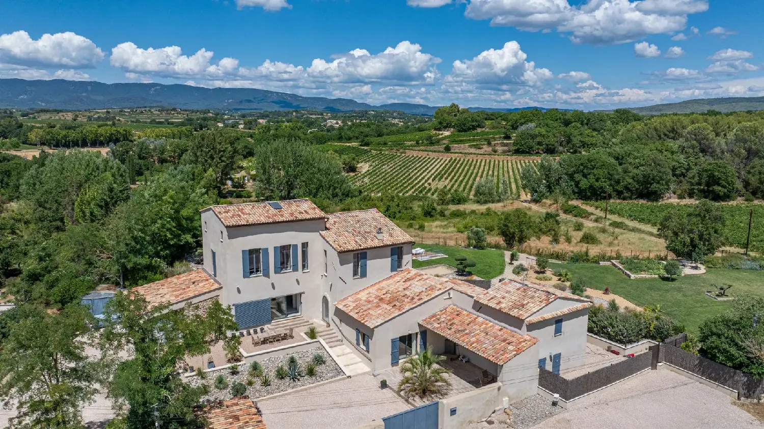  à vendre villa Lourmarin Vaucluse 1