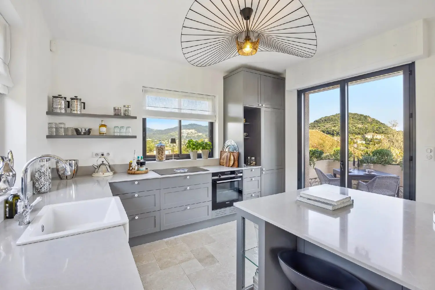  te koop villa Mandelieu-la-Napoule Alpes-Maritimes 5