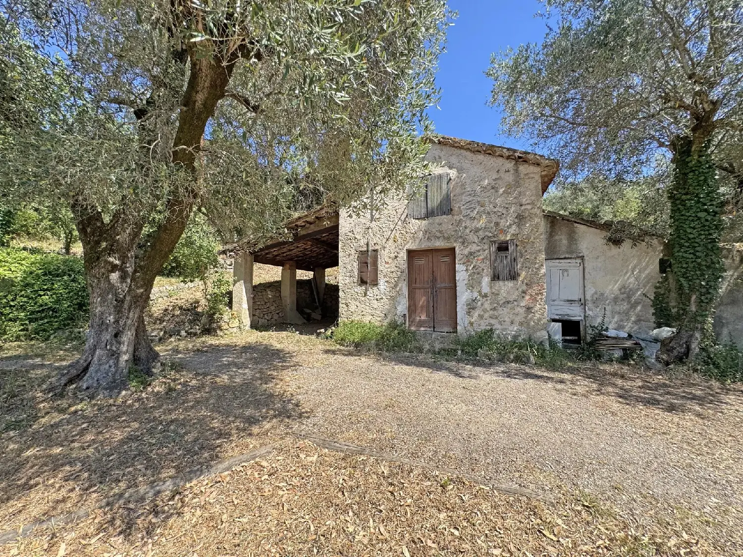  for sale villa Mouans-Sartoux Alpes-Maritimes 5