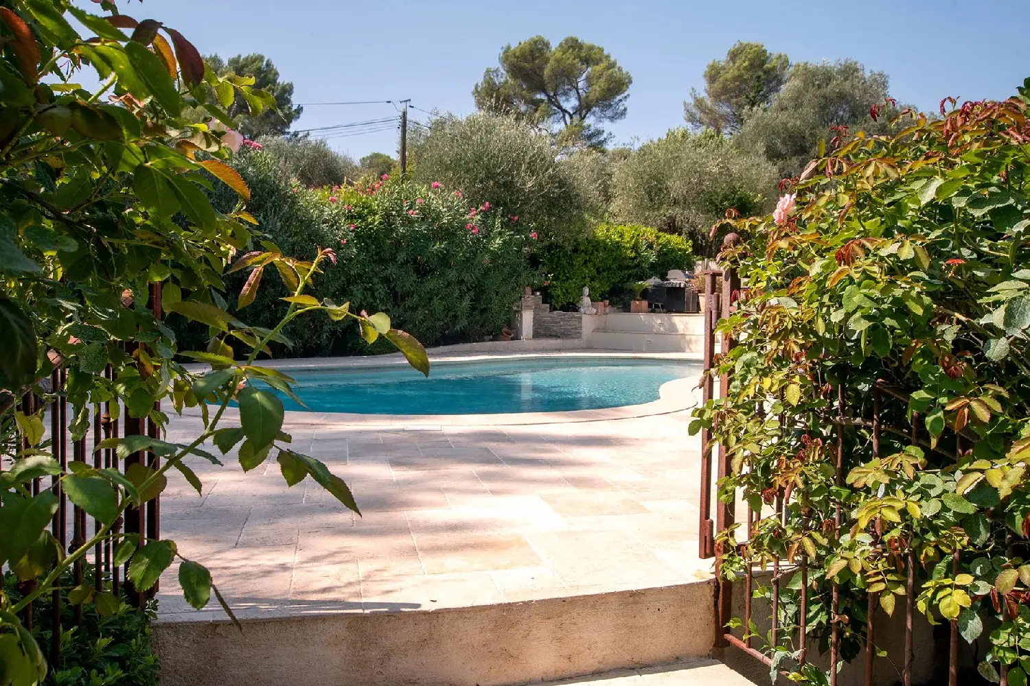 te koop villa Roquefort-les-pins Alpes-Maritimes 3