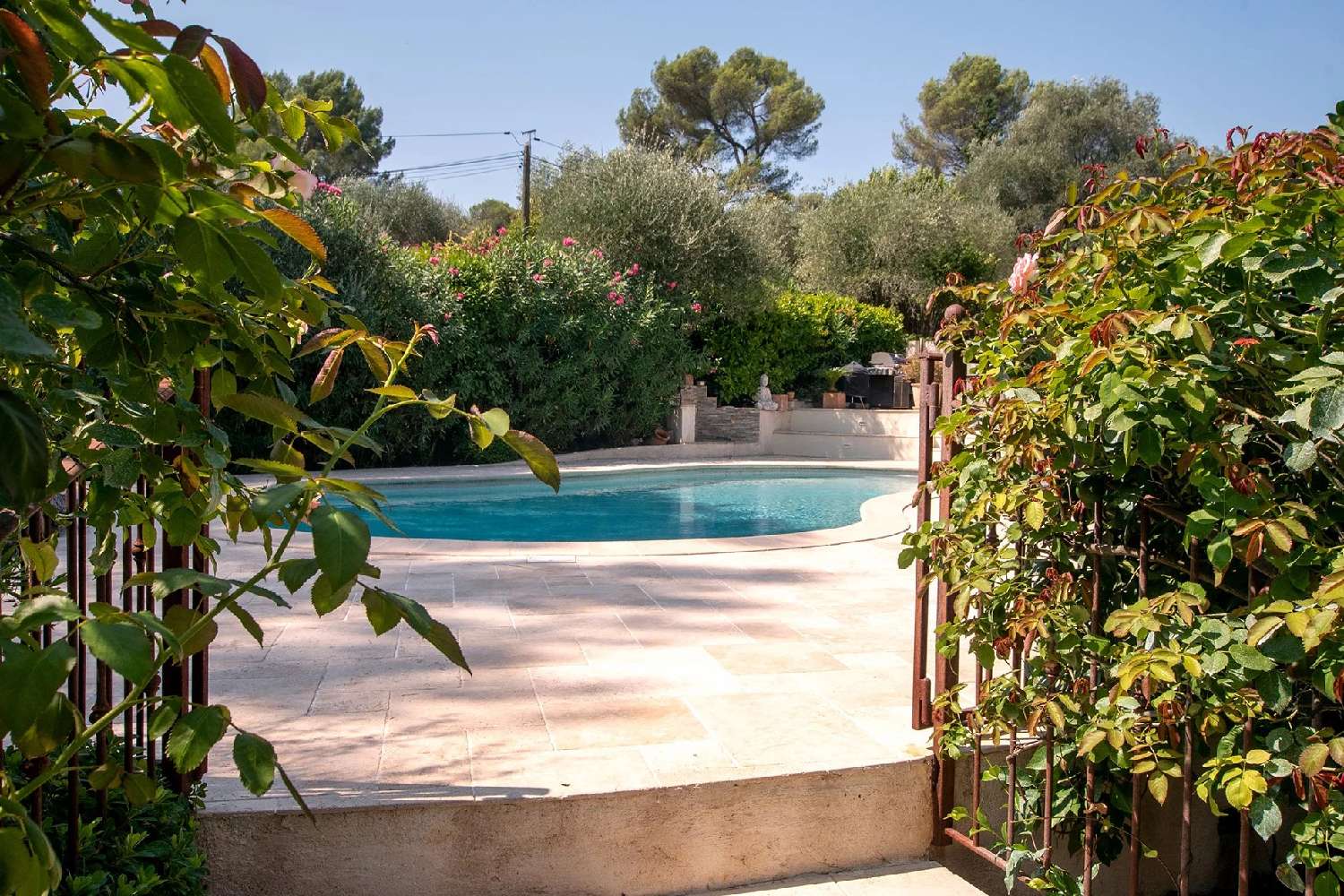  te koop villa Roquefort-les-pins Alpes-Maritimes 3