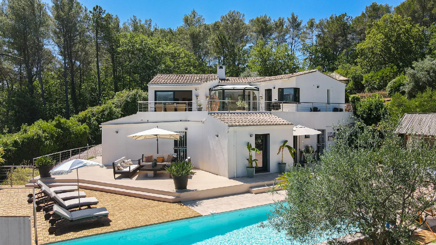  for sale villa Saint-Paul-en-Forêt Var 1