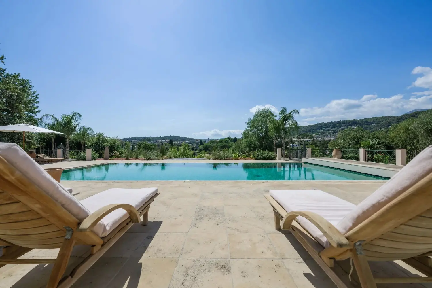  te koop villa Saint-Paul Alpes-Maritimes 5