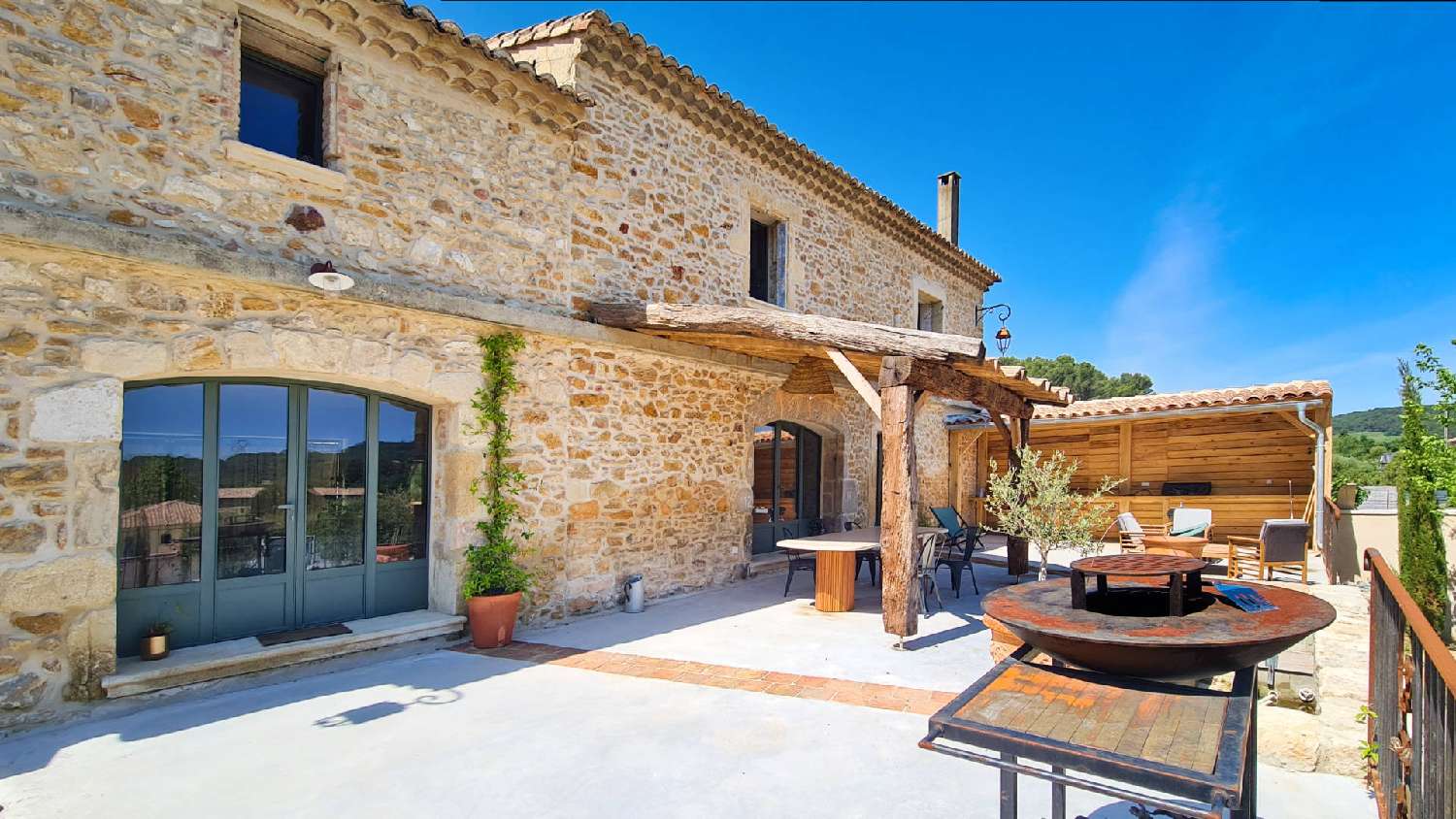  te koop villa Uzès Gard 2