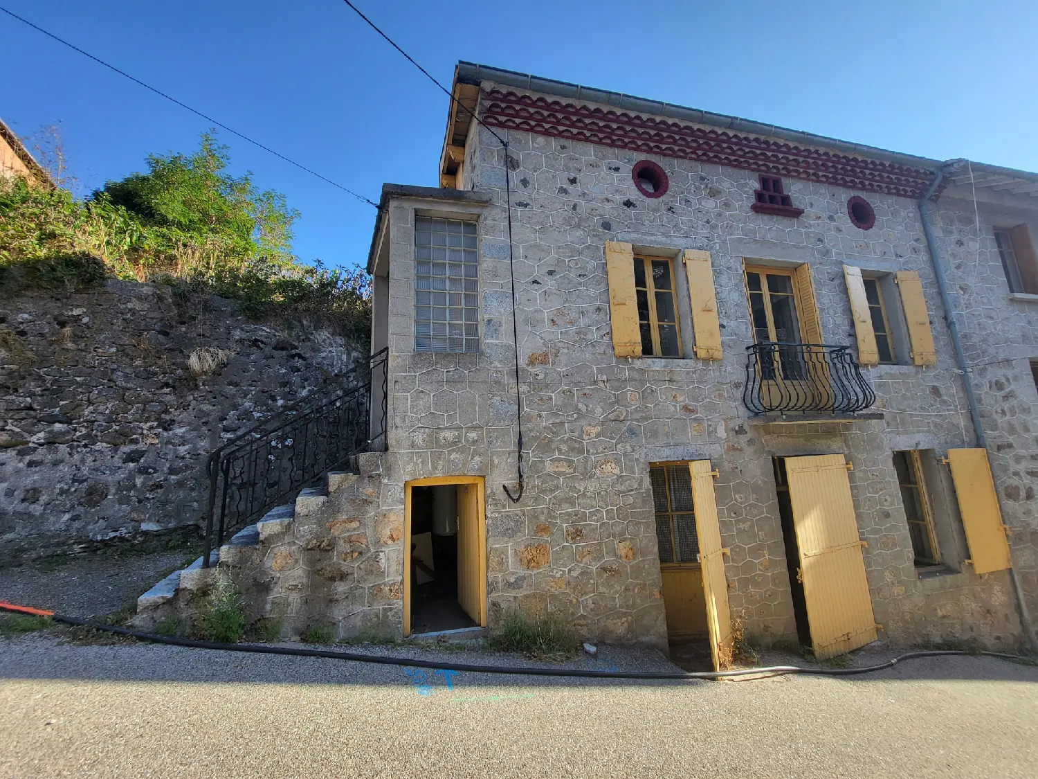  te koop dorpshuis Borée Ardèche 1