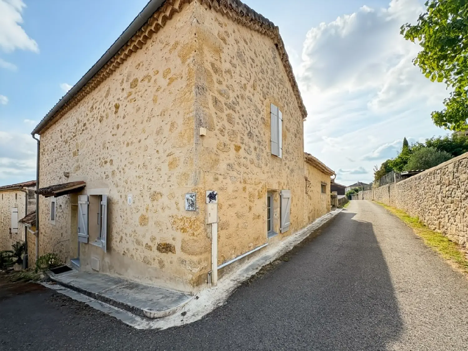  te koop dorpshuis Cassaigne Gers 1