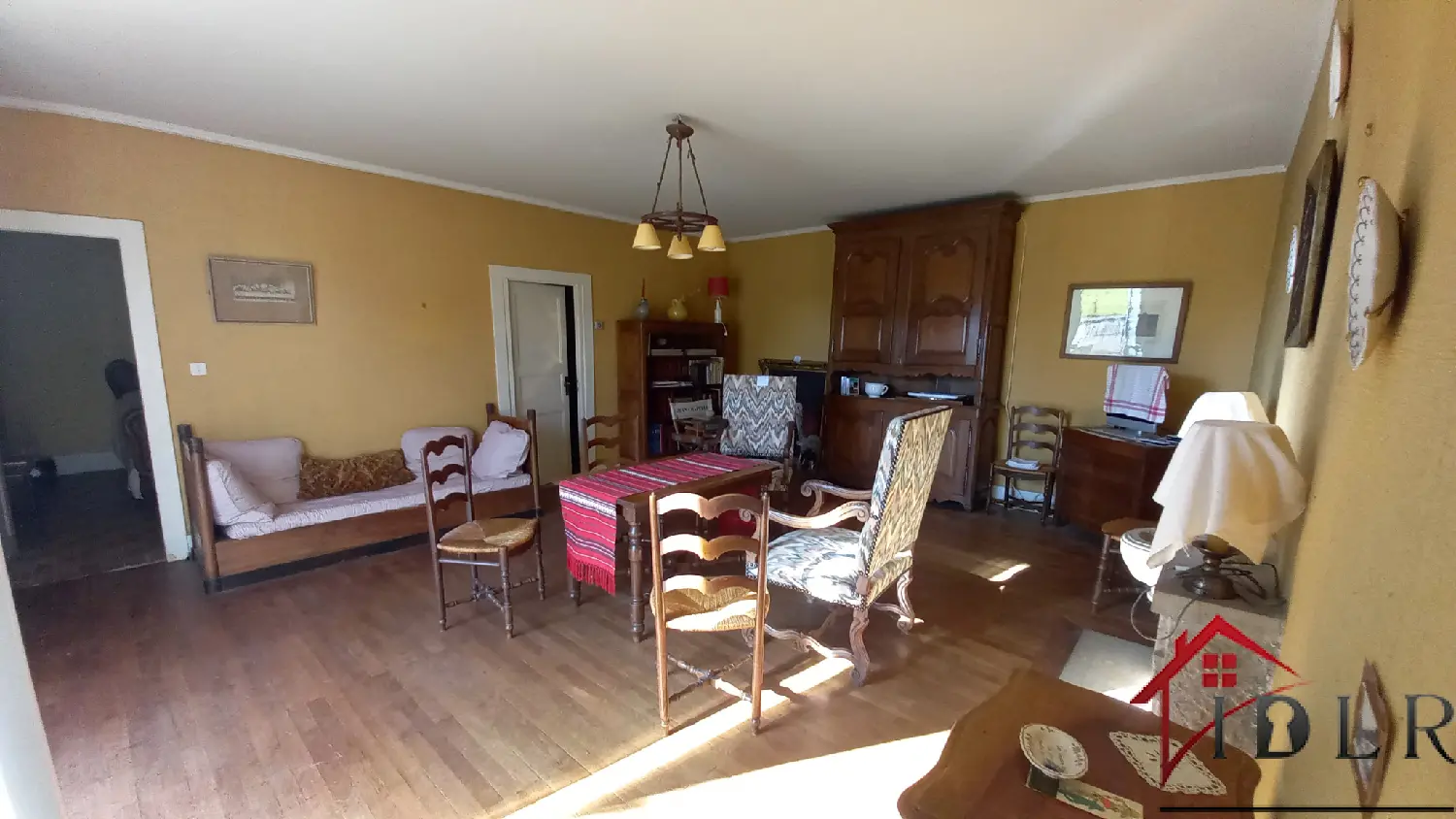  te koop dorpshuis Crançot Jura 3