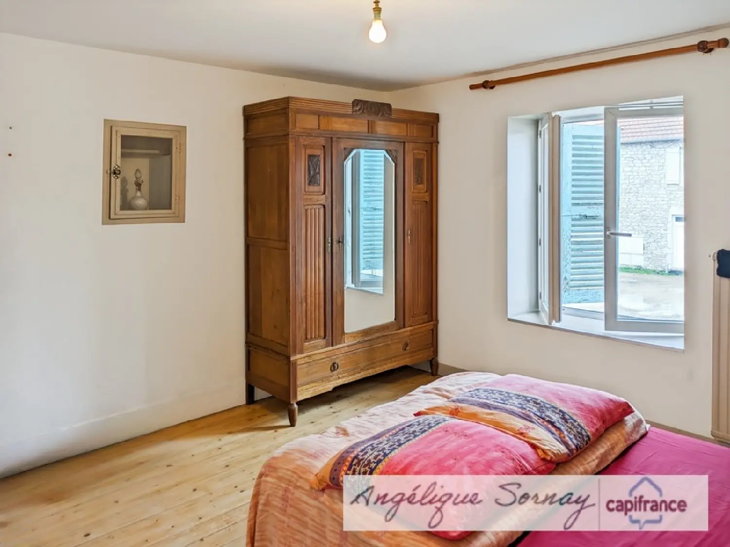  te koop dorpshuis Desnes Jura 6