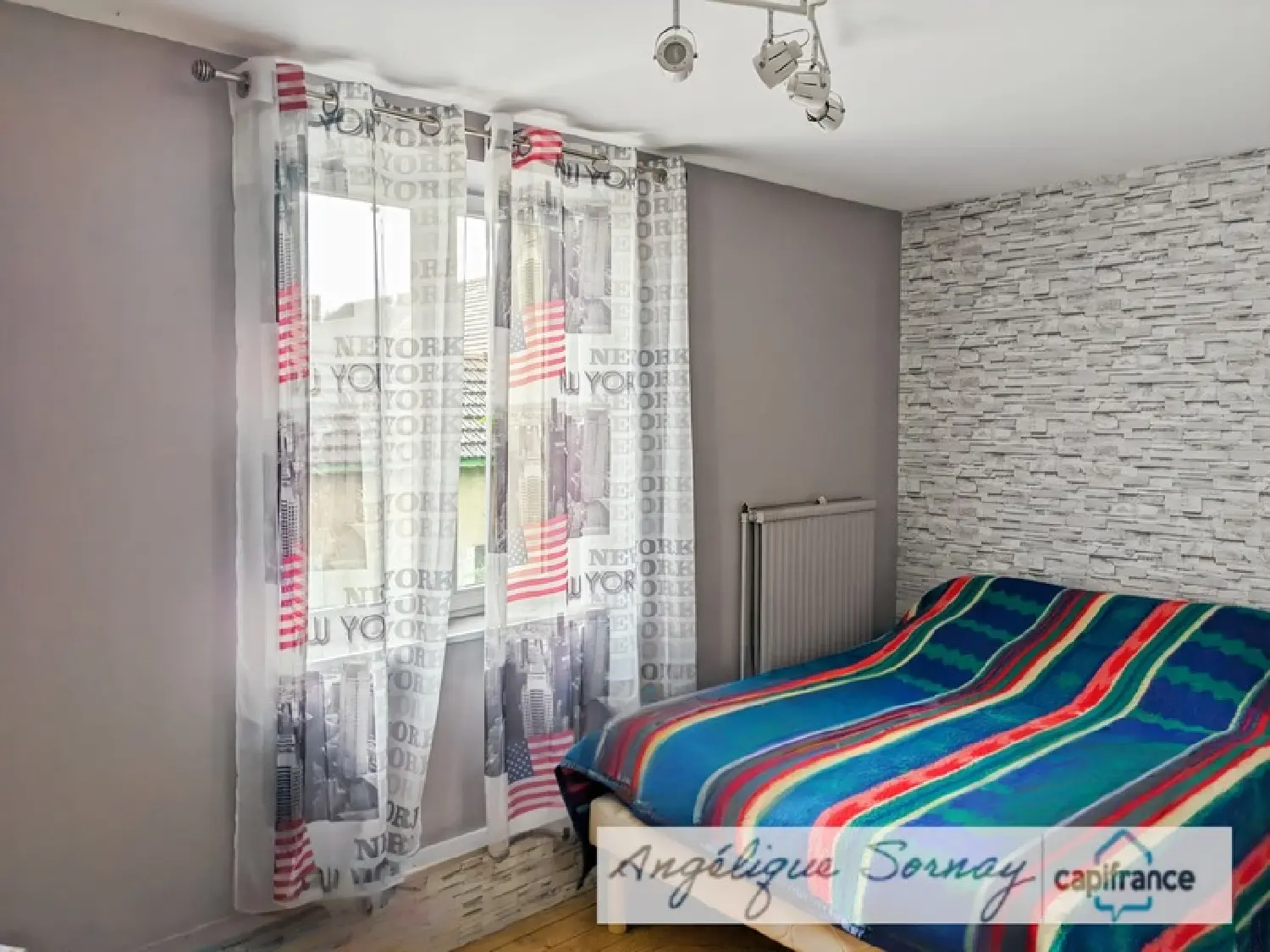  te koop dorpshuis Desnes Jura 8
