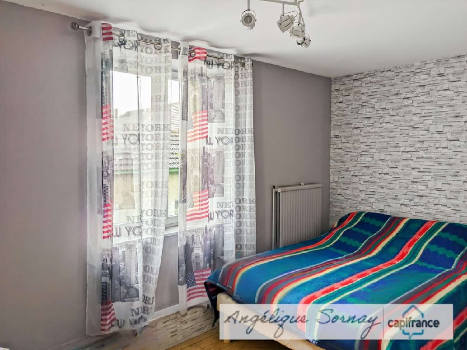  te koop dorpshuis Desnes Jura 8