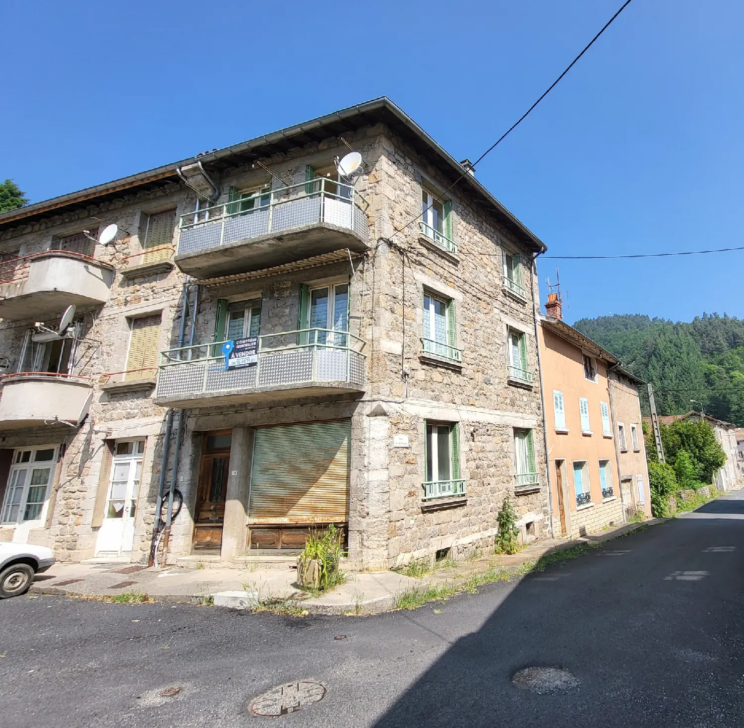  te koop dorpshuis Dornas Ardèche 1