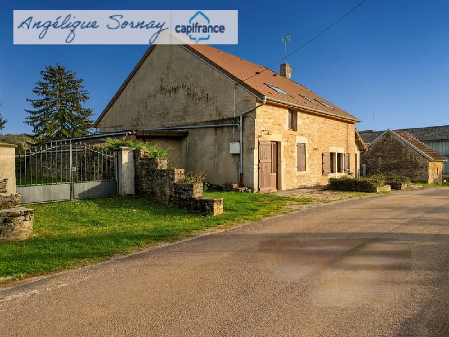  te koop dorpshuis Geruge Jura 1