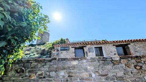 Laroque-des-Albères Pyrénées-Orientales dorpshuis foto 7127806
