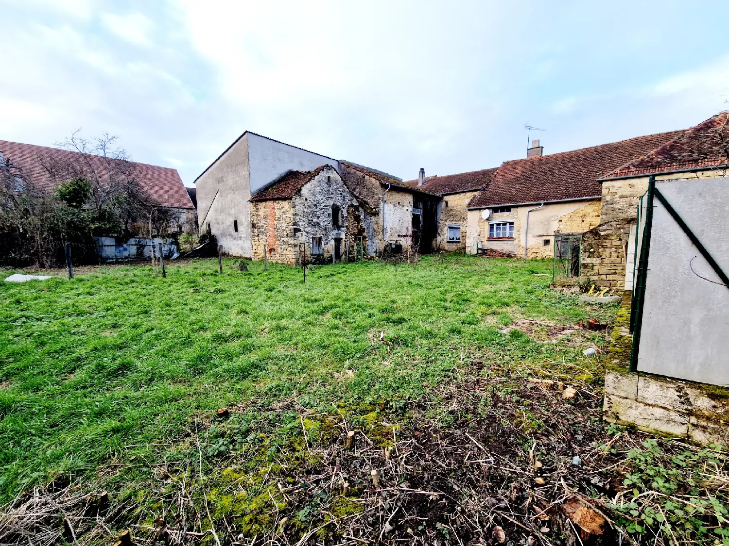  te koop dorpshuis Montigny-lès-Cherlieu Haute-Saône 4