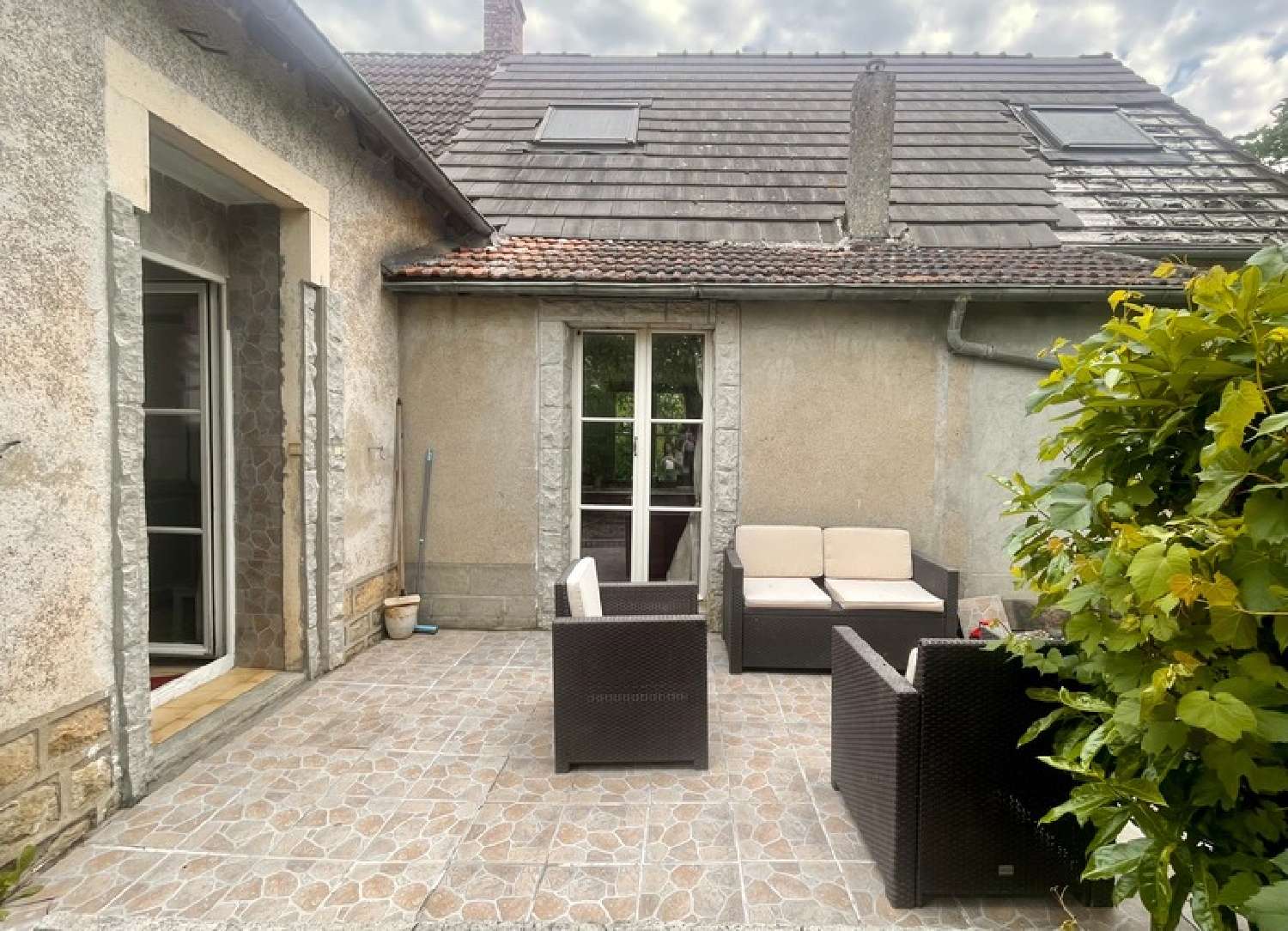  te koop dorpshuis Mornay-sur-Allier Cher 1