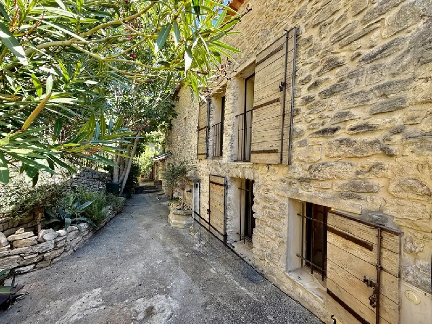  à vendre maison de village Saint-Martin-de-Castillon Vaucluse 2