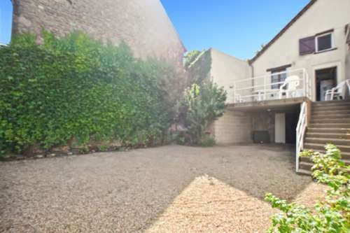 Saint-Maurice-lès-Couches Saône-et-Loire dorpshuis foto 7145313