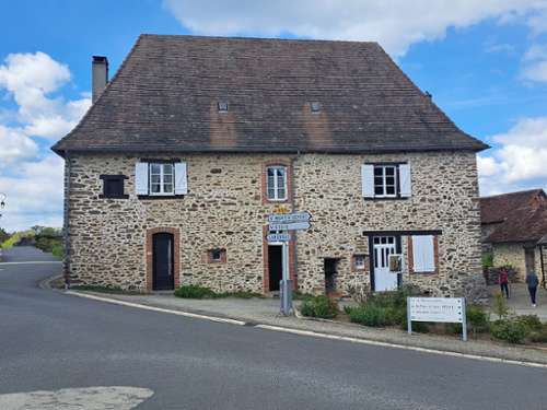 Saint-Pardoux-Corbier Corrèze maison de village foto 7144589