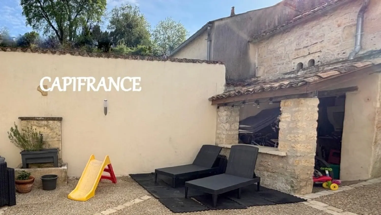  te koop dorpshuis Taillebourg Charente-Maritime 3