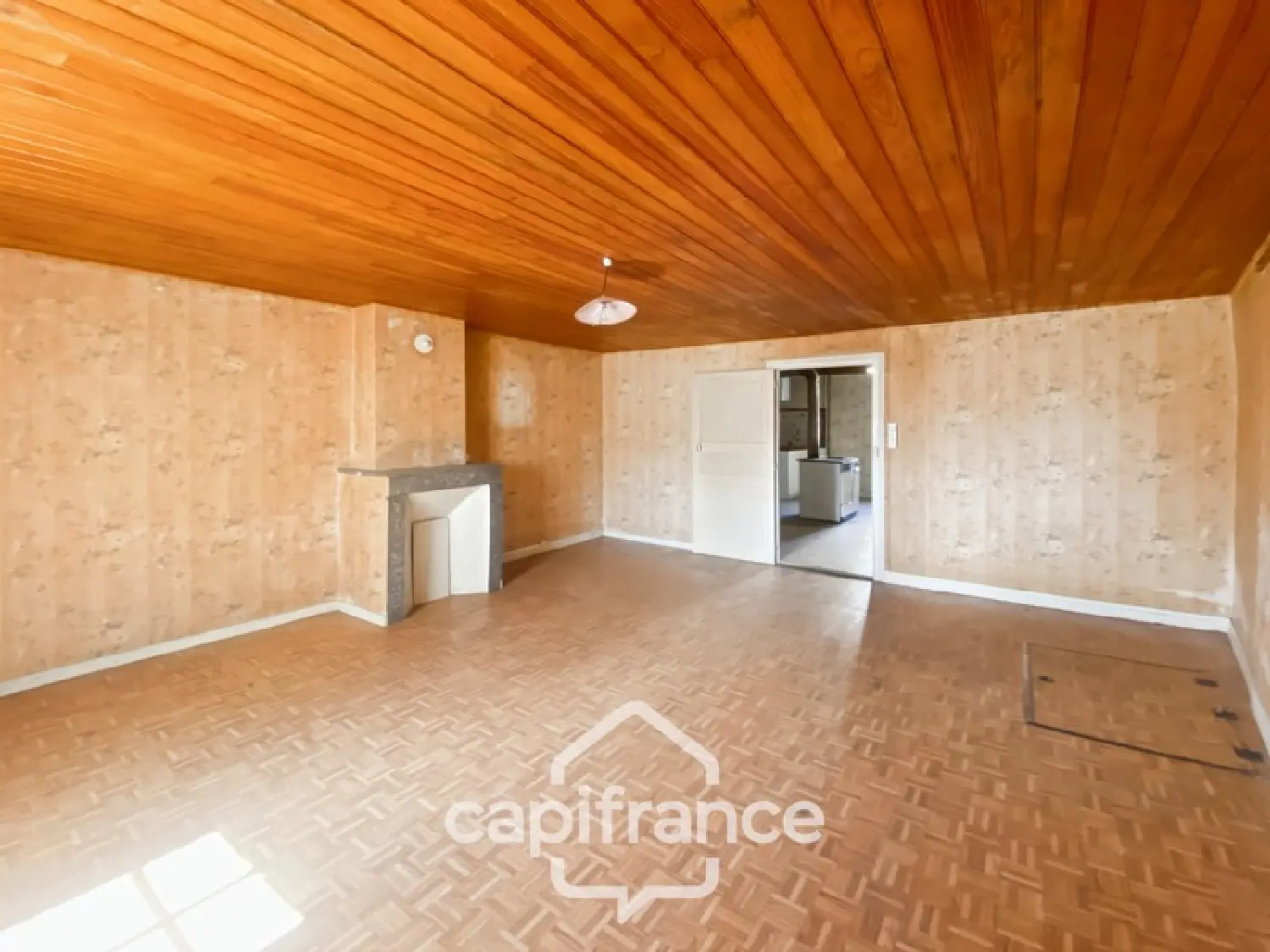  te koop dorpshuis Vercia Jura 7