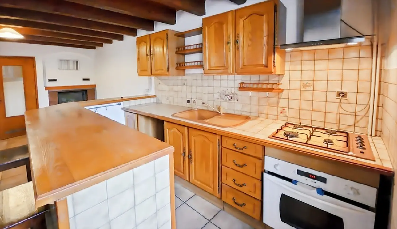  te koop dorpshuis Vertaizon Puy-de-Dôme 1