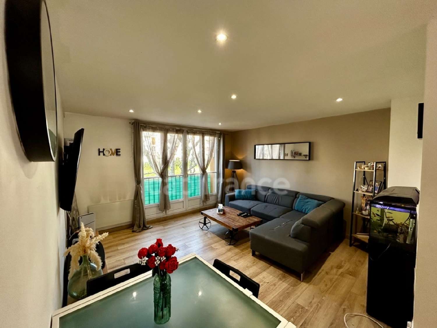  à vendre appartement Aubagne Bouches-du-Rhône 1