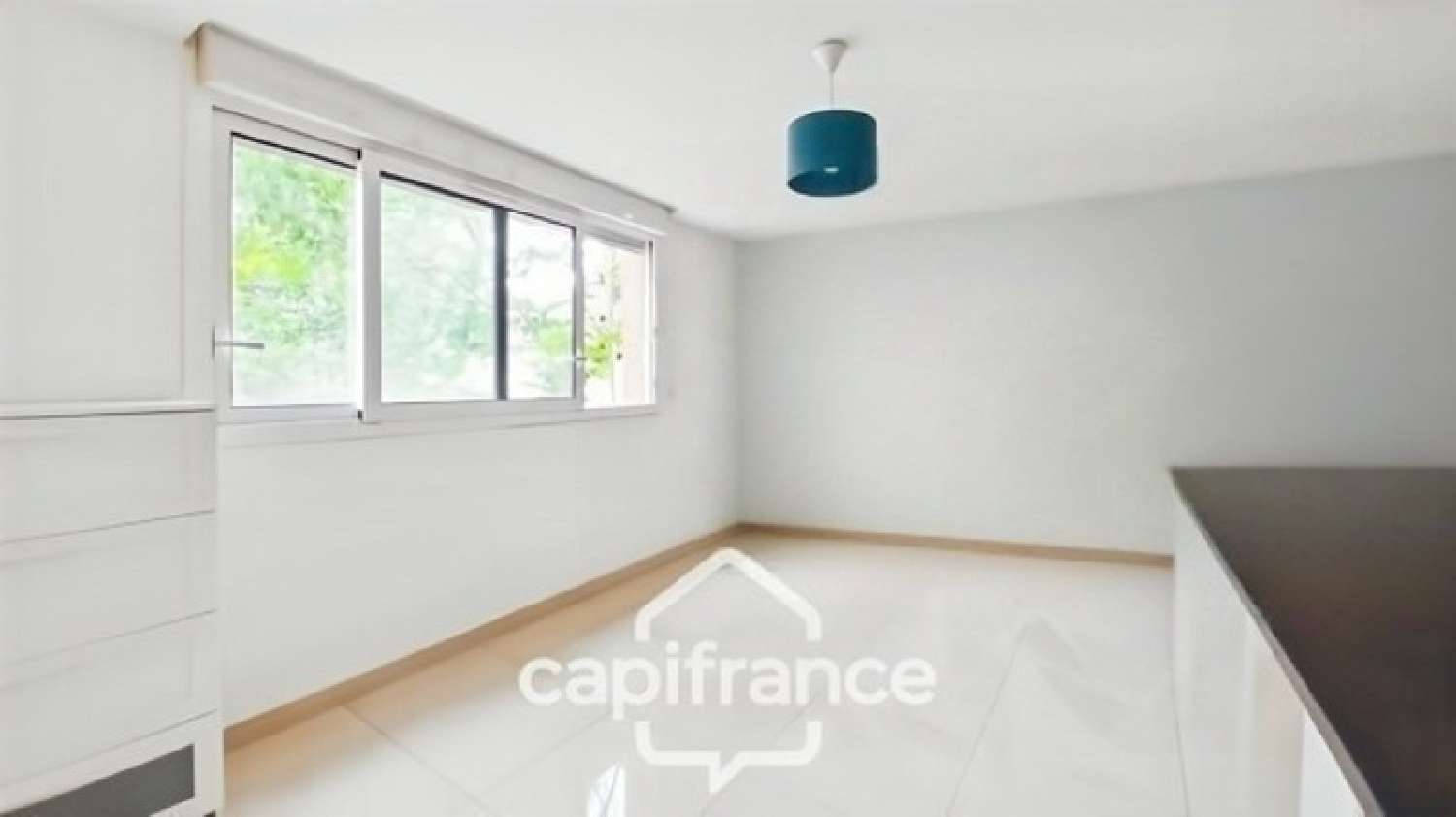  for sale apartment Bagnolet Seine-Saint-Denis 5