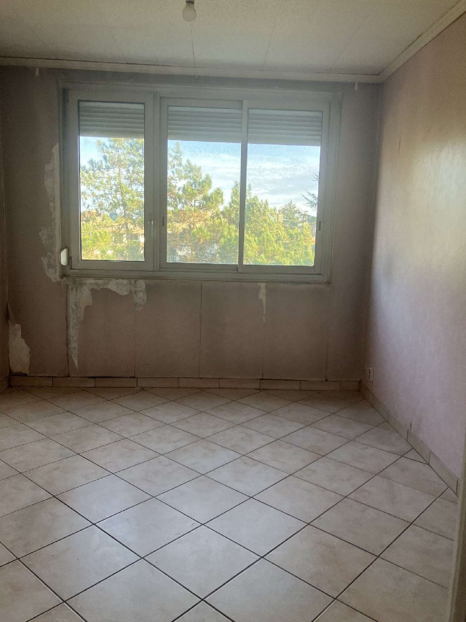  kaufen Wohnung/ Apartment Bron Rhône 8