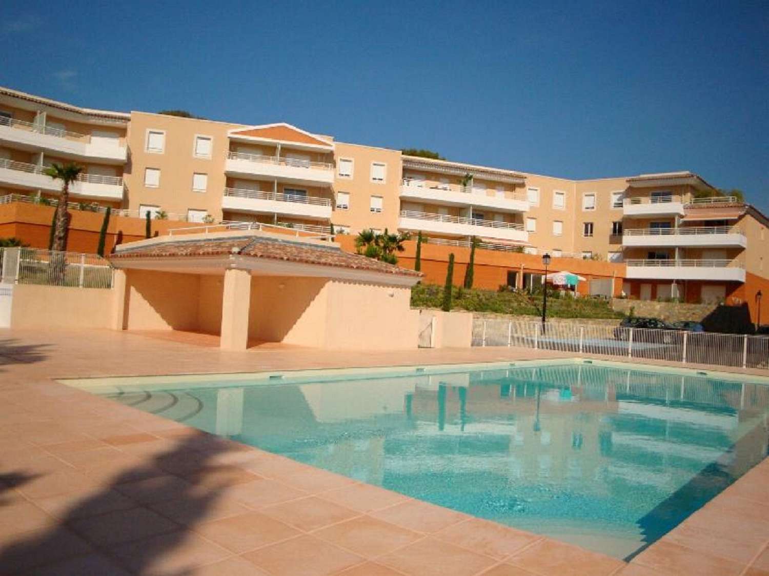  for sale apartment Cavalaire-sur-Mer Var 3
