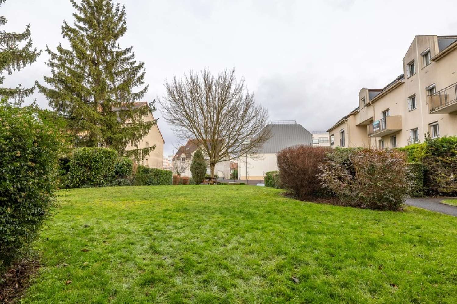  for sale apartment Chilly-Mazarin Essonne 8