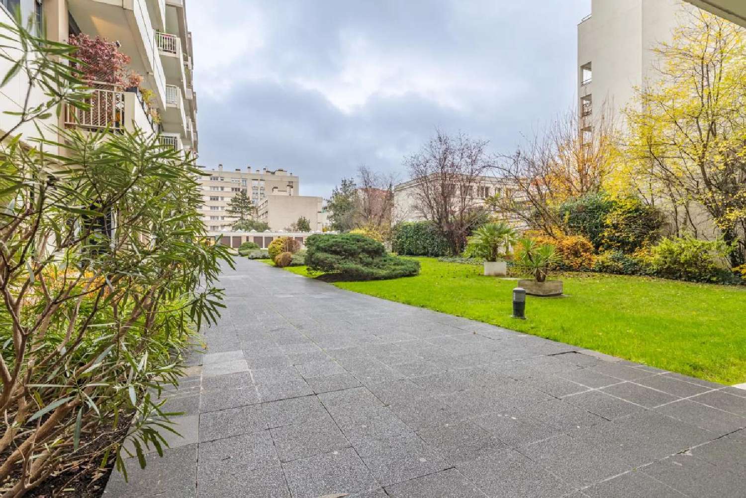  te koop appartement Courbevoie Hauts-de-Seine 1