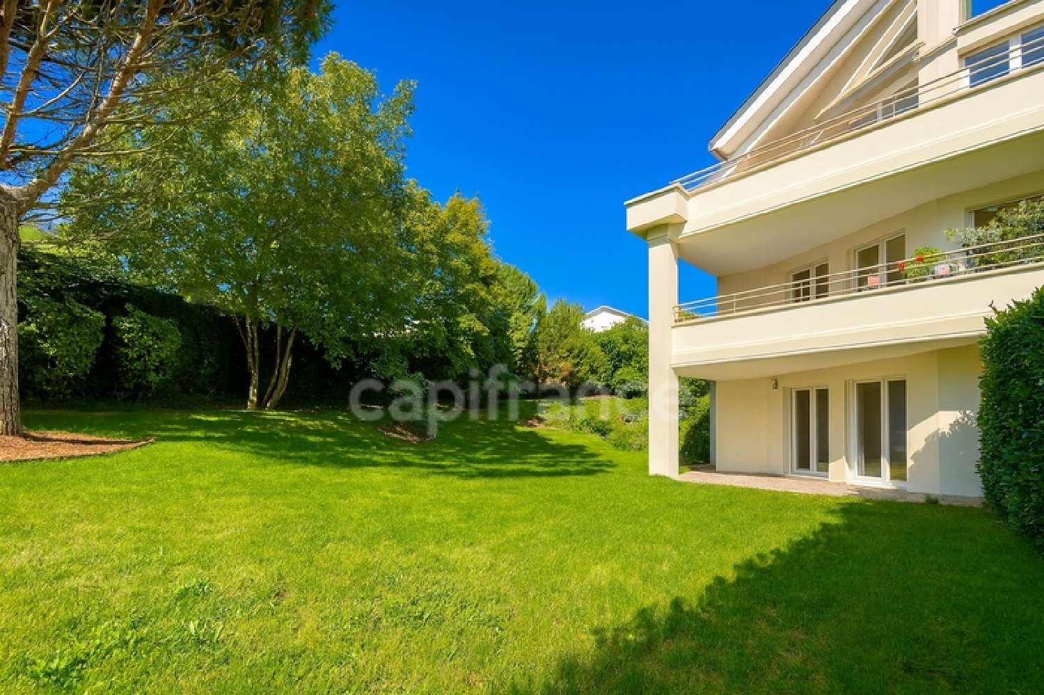  te koop appartement Divonne-les-Bains Ain 7