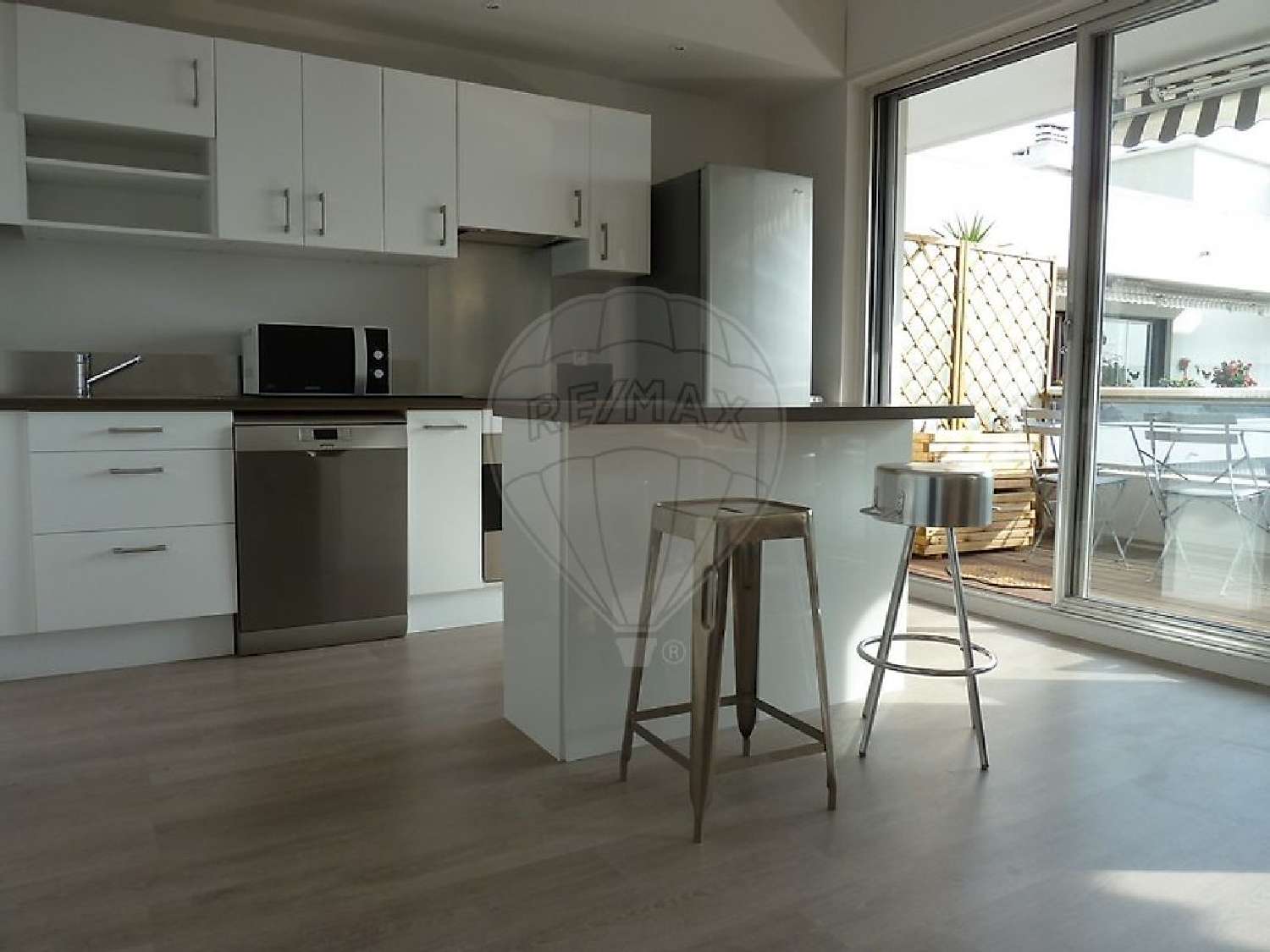 à vendre appartement Marseille 8e Arrondissement Bouches-du-Rhône 4