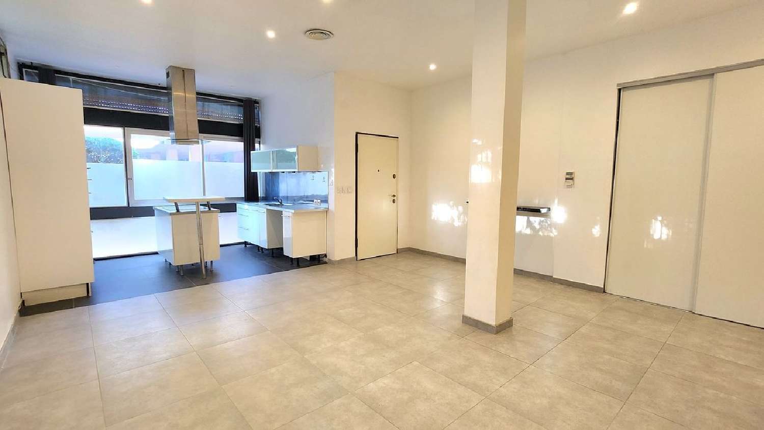  for sale apartment Marseille Bouches-du-Rhône 1