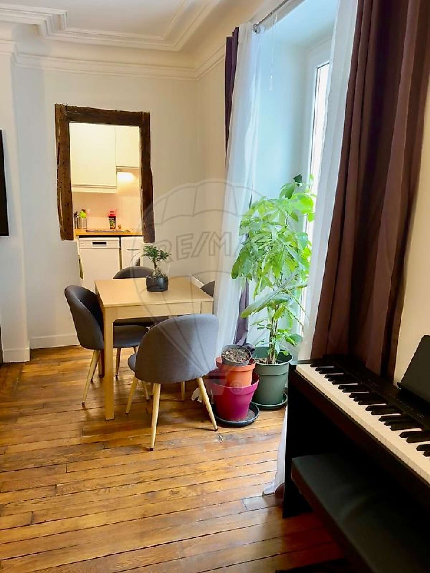 for sale apartment Paris 10e Arrondissement Paris (Seine) 2