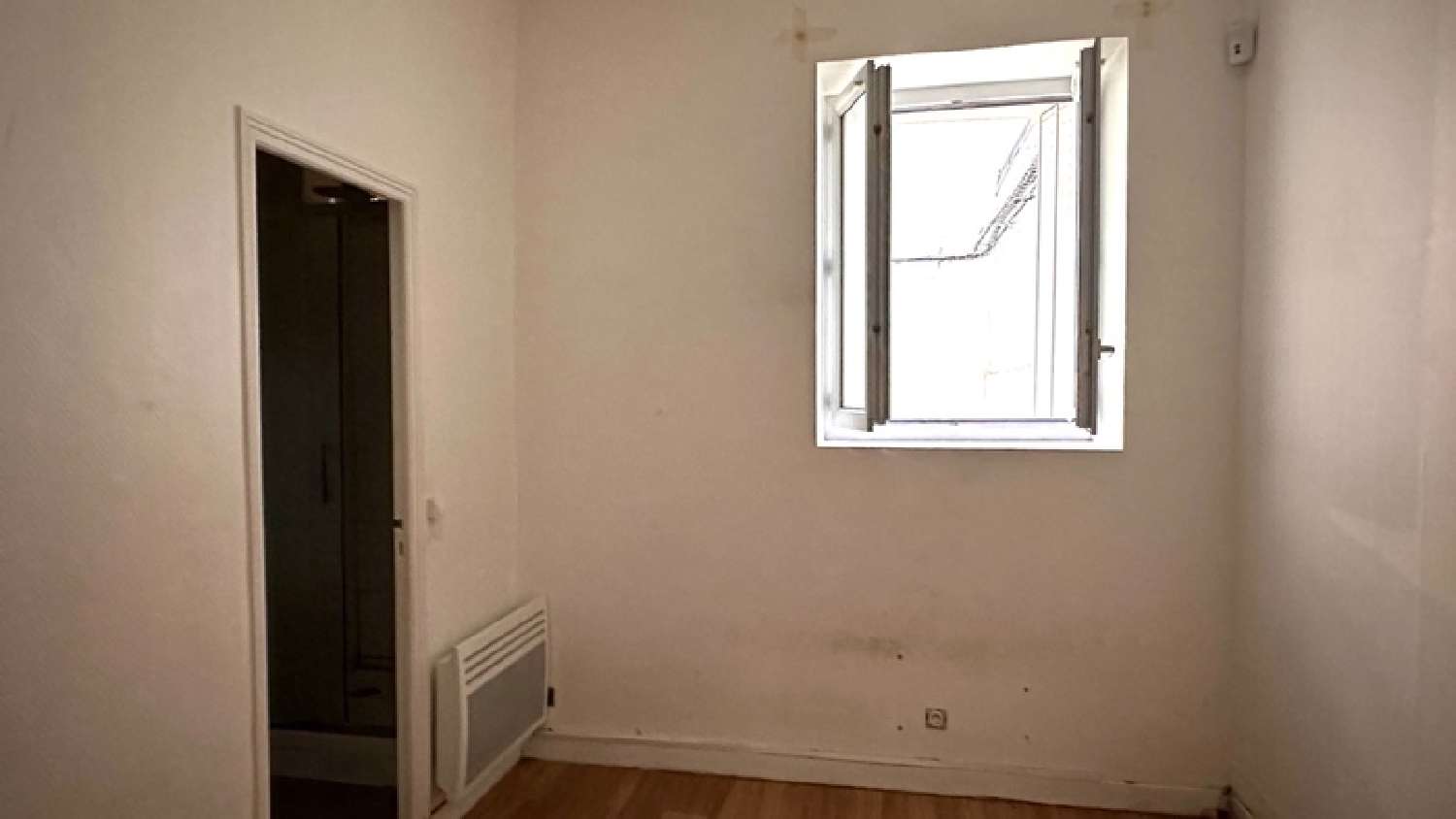  te koop appartement Paris 18e Arrondissement Parijs (Seine) 6