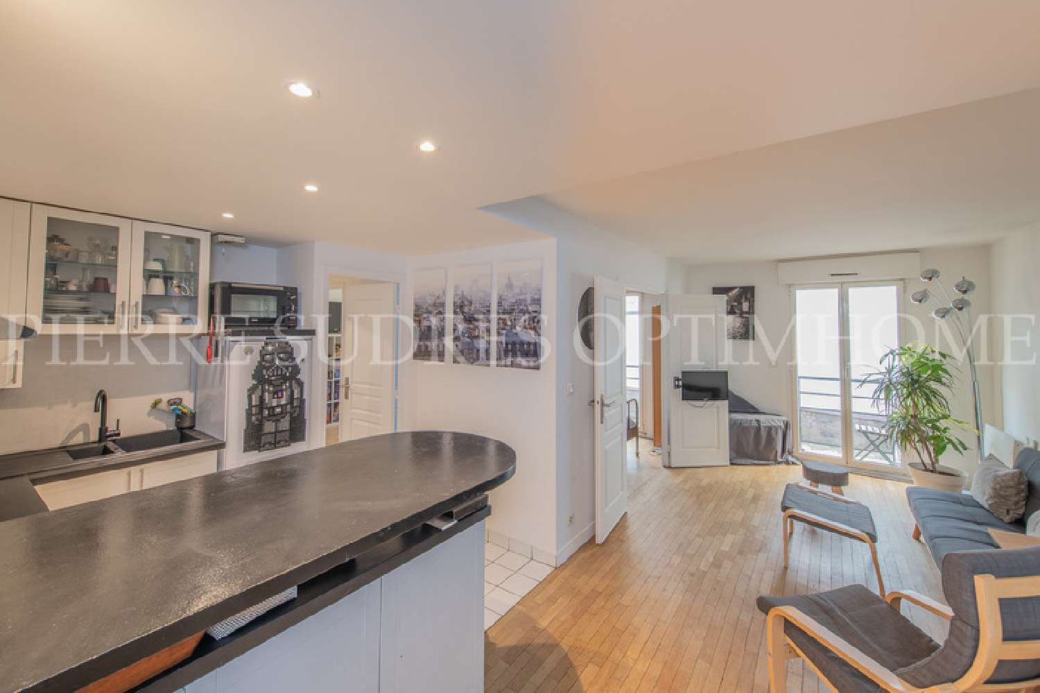  à vendre appartement Paris 18e Arrondissement Paris (Seine) 8