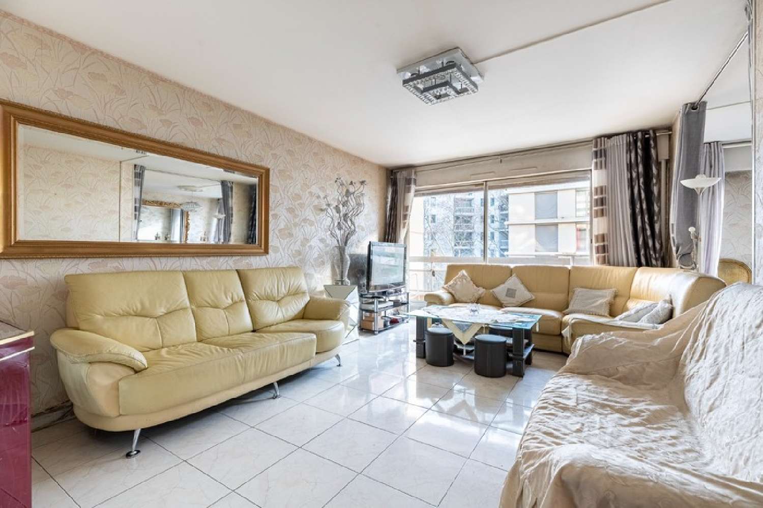  te koop appartement Paris 19e Arrondissement Parijs (Seine) 1