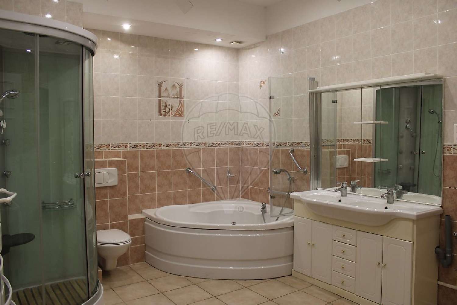  te koop appartement Vichy Allier 7