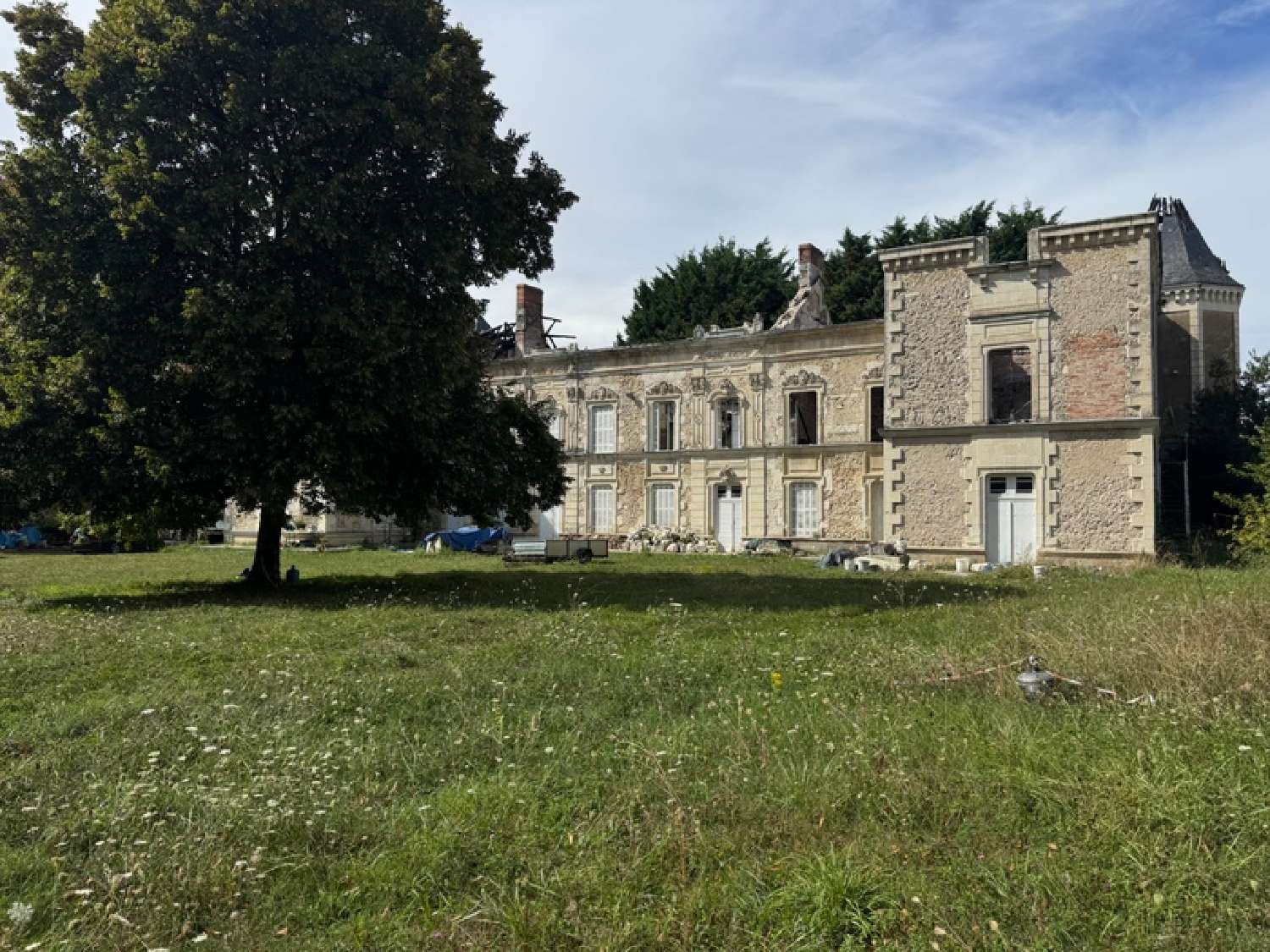  en venta castillo Mansigné Sarthe 1