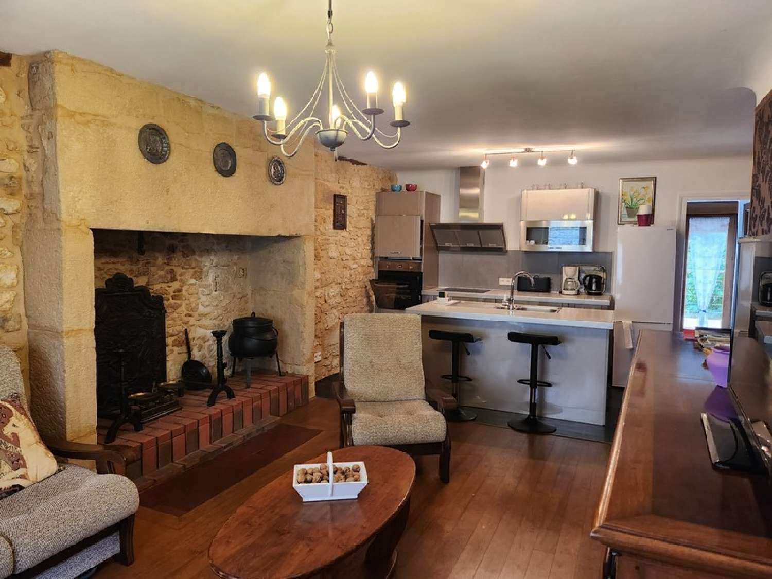  te koop stadshuis Fanlac Dordogne 7