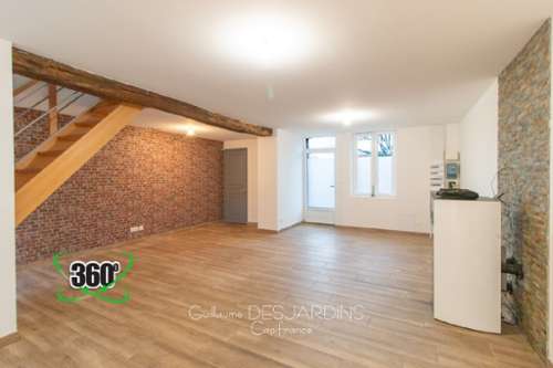 L'Aigle Orne Stadthaus Bild 7250016