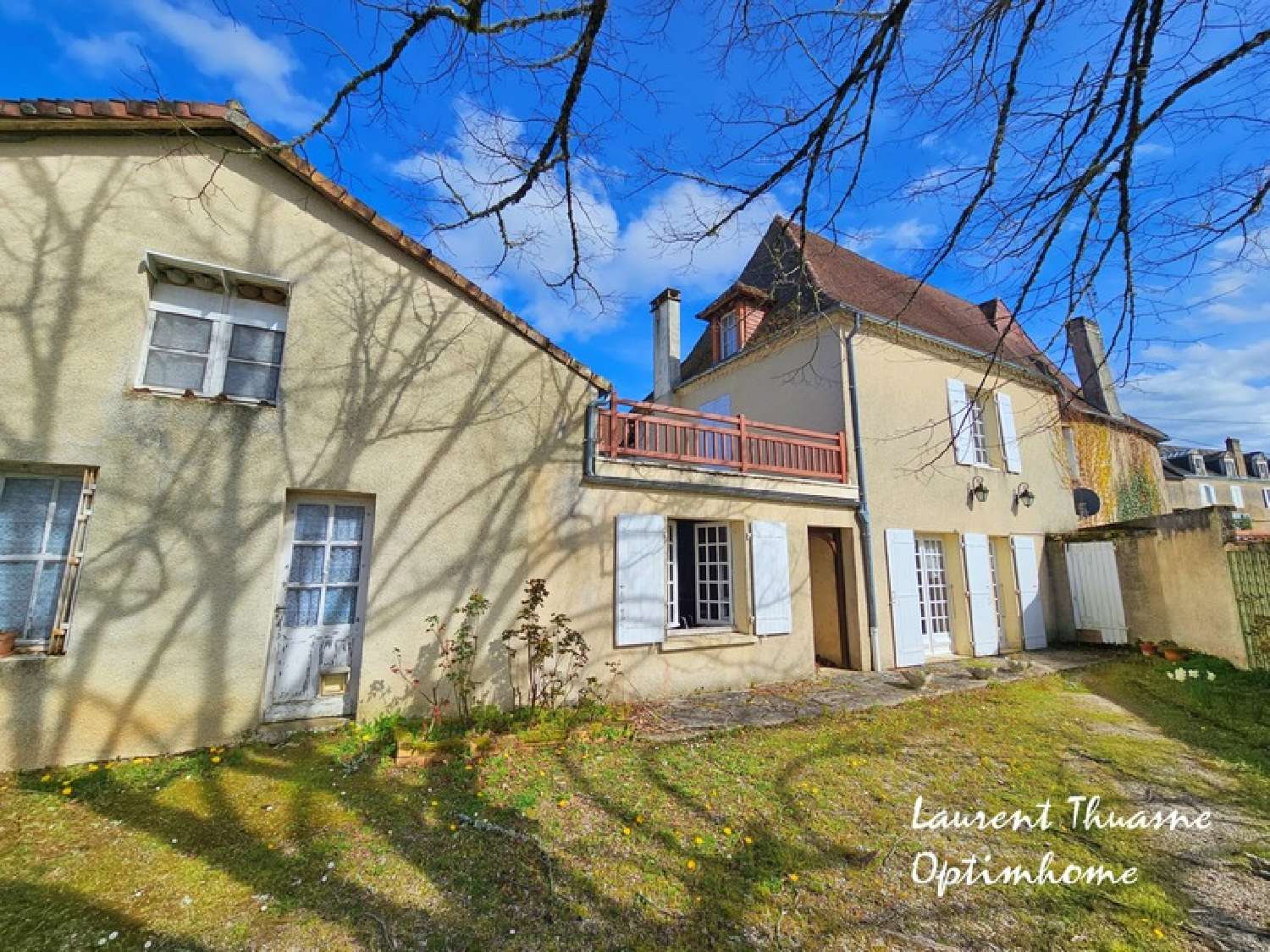 te koop stadshuis Thenon Dordogne 2