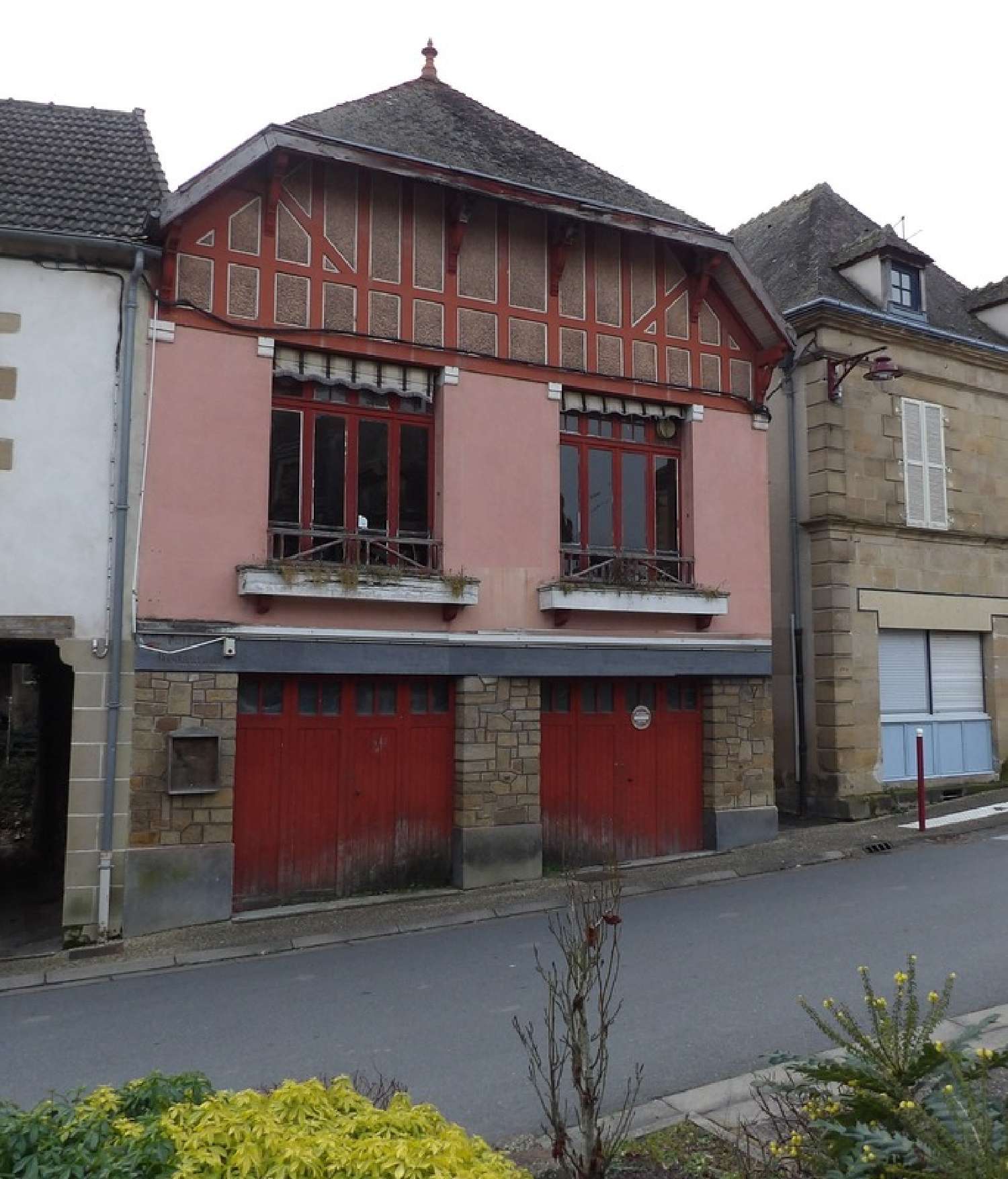  for sale commercial Buxières-les-Mines Allier 1