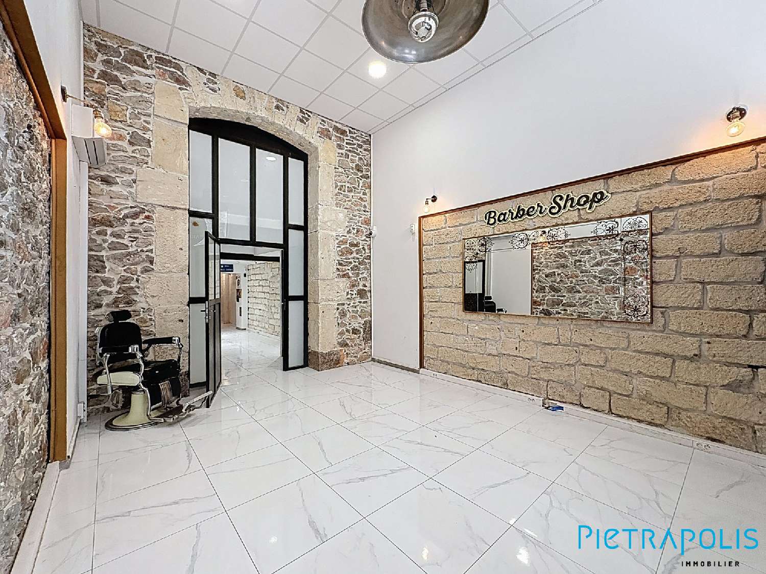  for sale commercial Sète Hérault 1